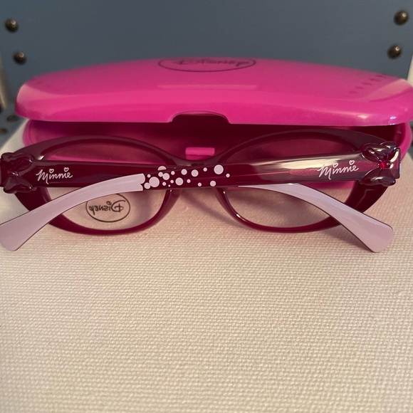 Disney eyeglasses - Picture 2 of 4